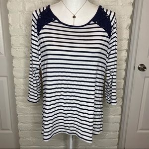 Belah & Codey 3/4 Sleeves Striped Neck Lace Top L